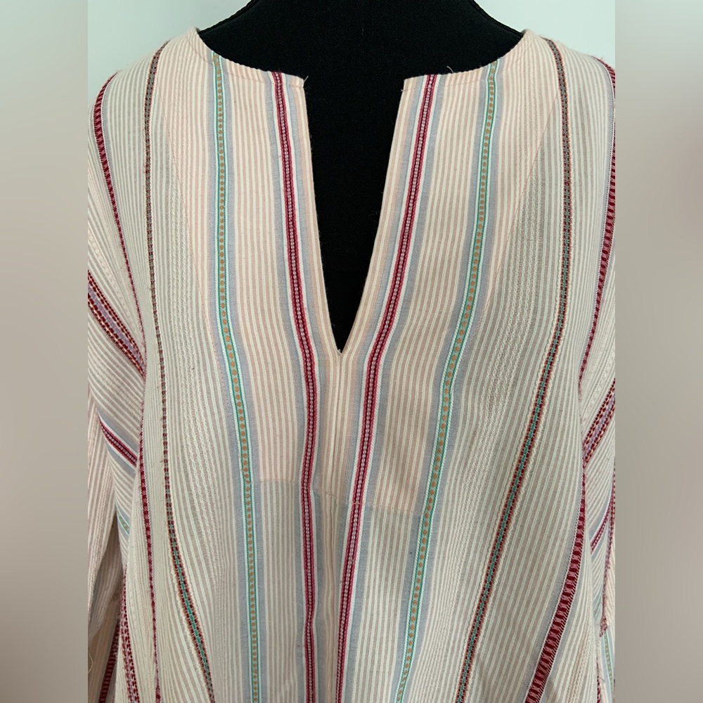 BCBG MAX AZRIA STRIPED PINK COTTON BLEND BOHO TOP WITH BELL SLEEVES / Large - Picture 2 of 7